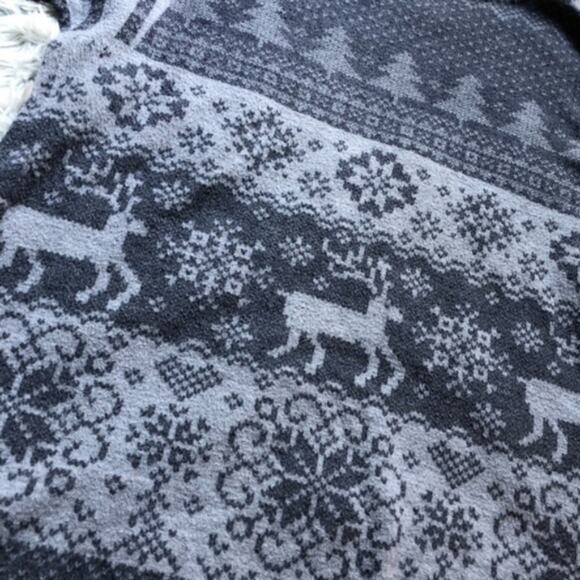 Ginger by Lucky Brand Nordic Christmas Gray Reindeer Striped Top Shirt - Picture 4 of 7